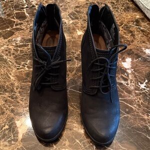 Rockport Black Lace-Up Ankle Booties
